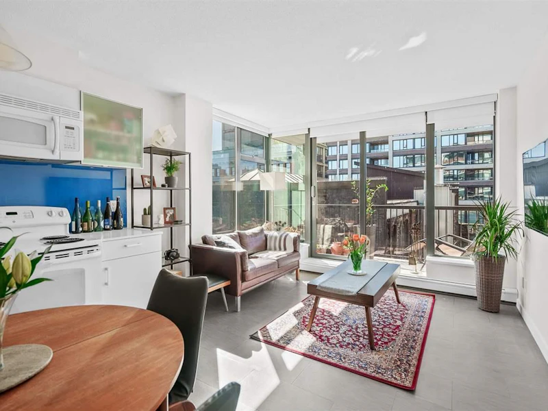 705 - 66 W Cordova Street, Vancouver BC V6B 0L2