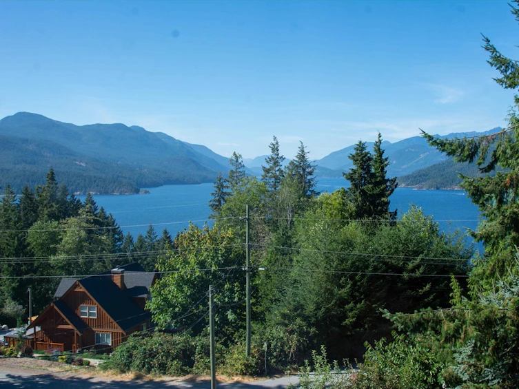 5921 Skookumchuk Road, Sechelt, BC, V0N 3A4