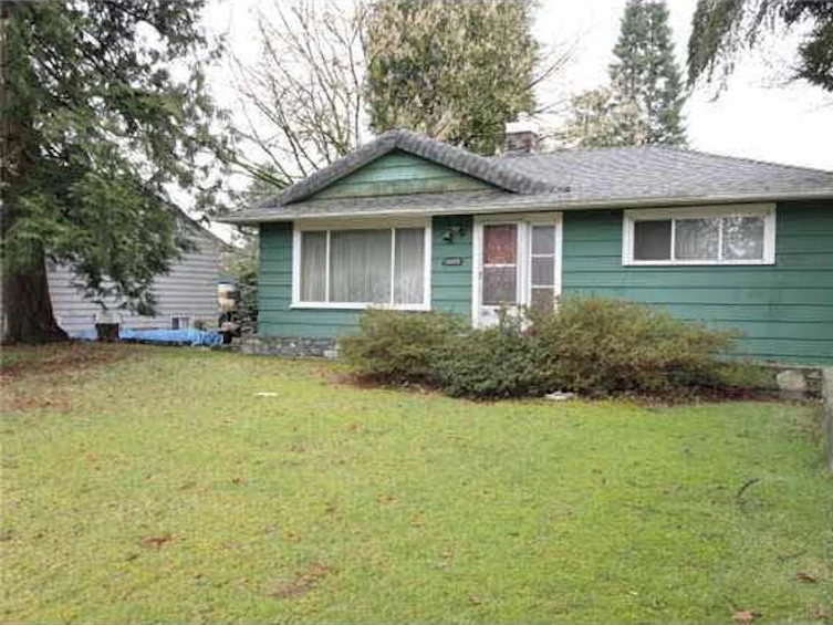 21952 Lougheed Highway, Maple Ridge, BC, V2X 2S5