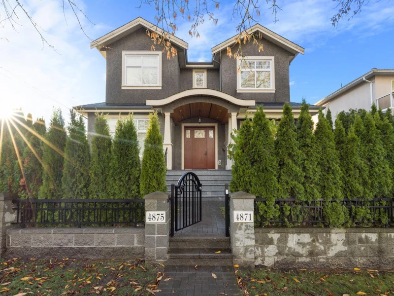 4875 Elgin Street, Vancouver BC V5V 4S2