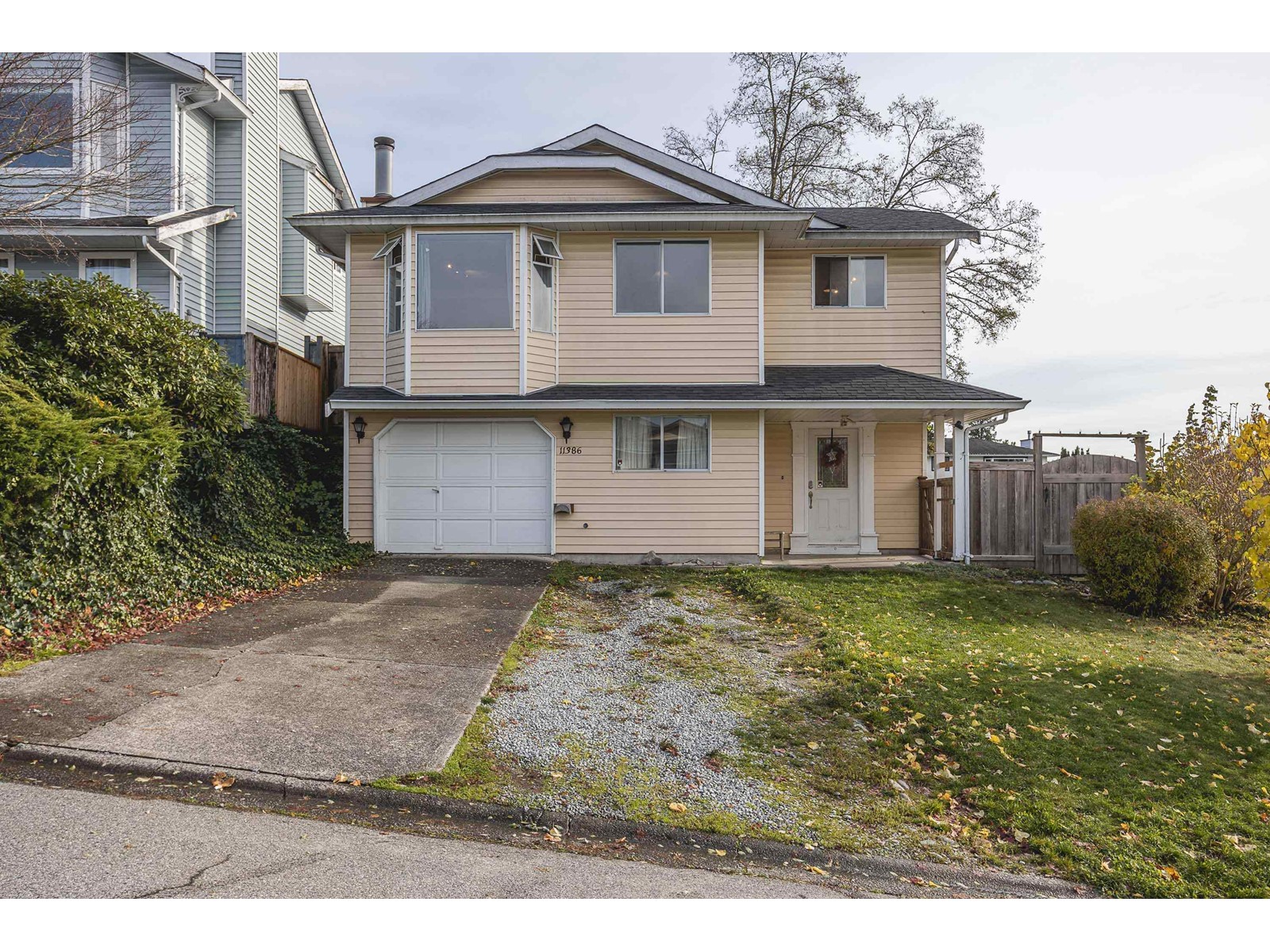 11386 Harrison Street, Maple Ridge, BC, V2X 9L2