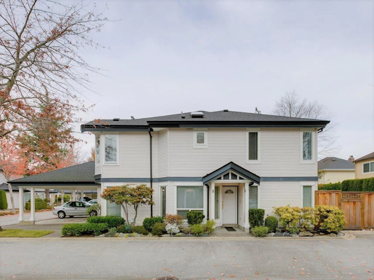 8-4748 54a Street, Delta, BC, V4K 3P1