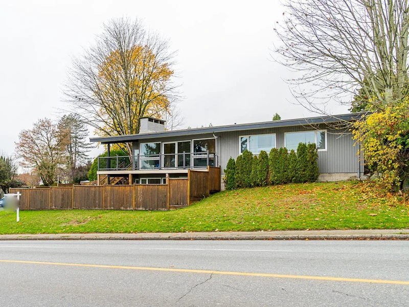 805 Cumberland Street, New Westminster BC V3L 3H2