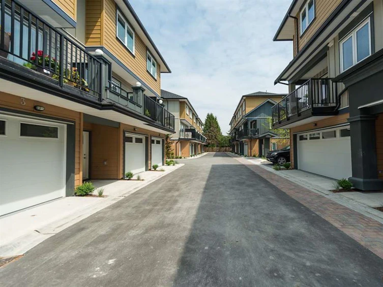 7-9800 Granville Avenue, Richmond, BC, V6Y 1R3