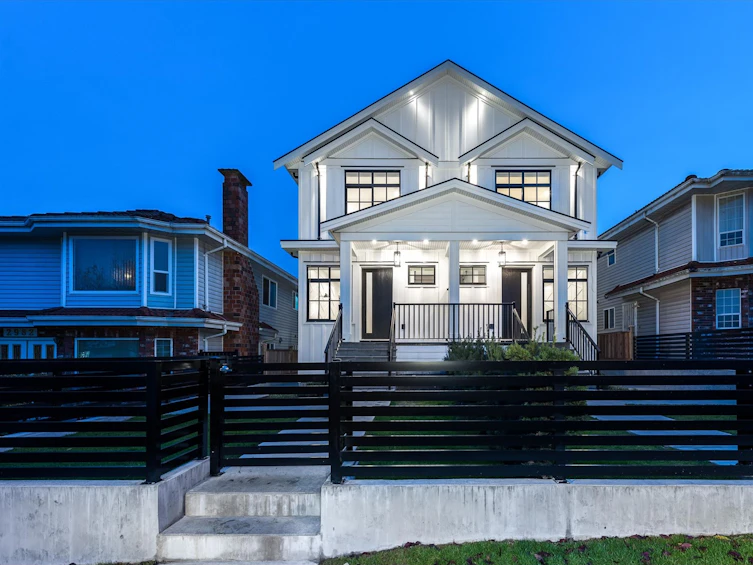 2978 East 42nd Avenue, Vancouver, BC, V5R 2Y5