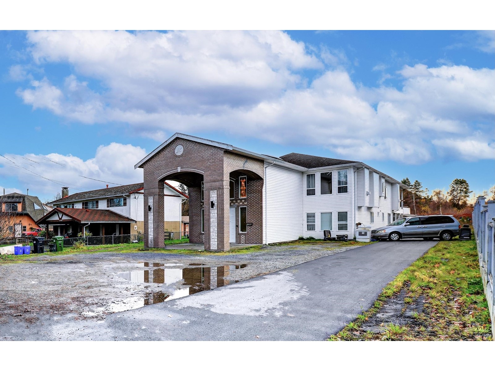 11260 Westminster Highway, Richmond, BC, V6X 1B3