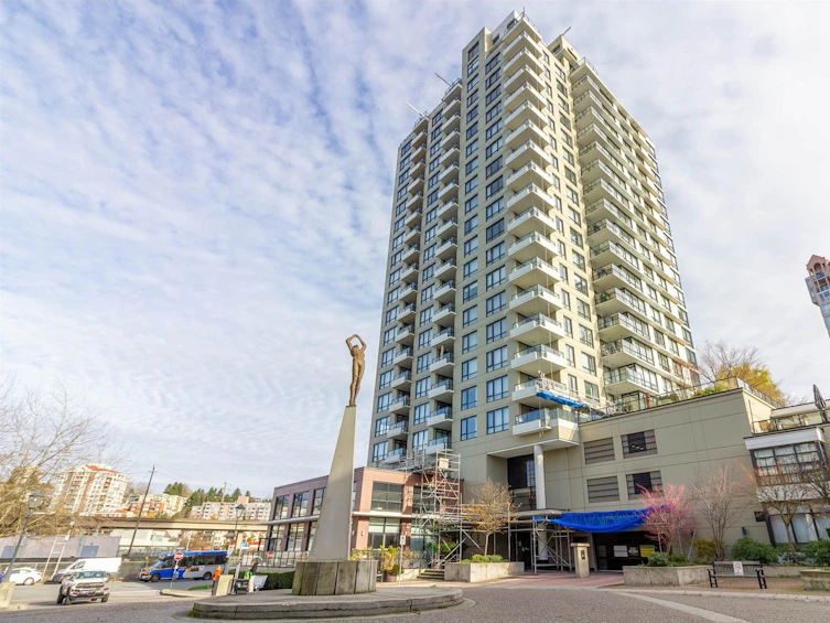 1304-1 Renaissance Square, New Westminster, BC, V3M 0B6