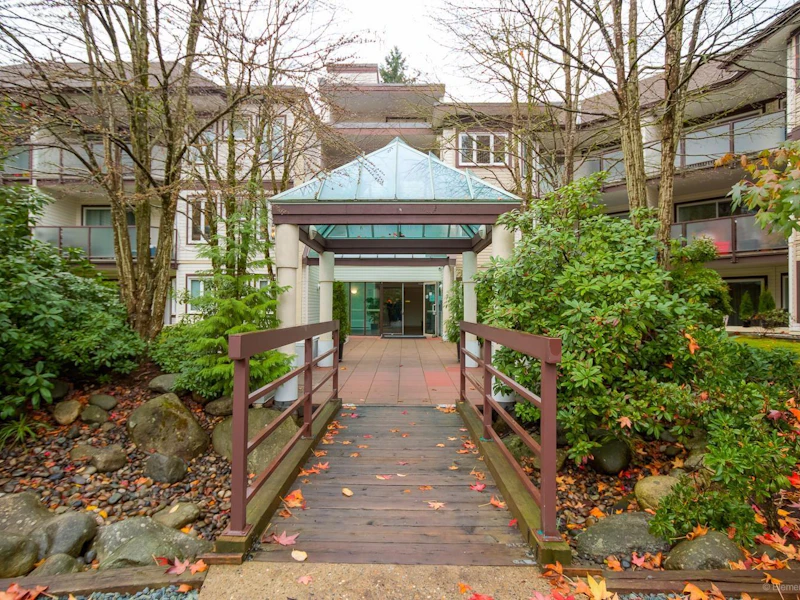 203 - 7139 18th Avenue, Burnaby BC V3N 4Z3