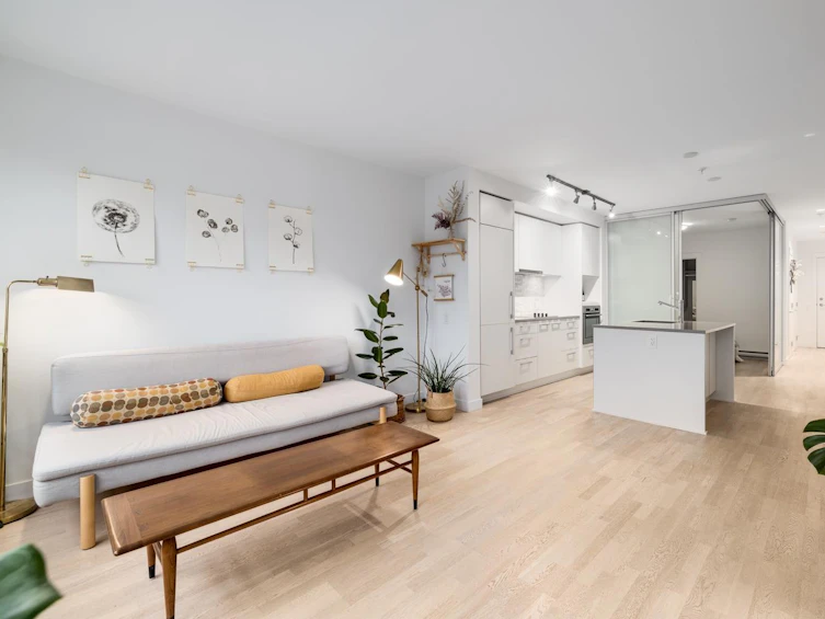 306-2468 Bayswater Street, Vancouver, BC, V6K 4B3