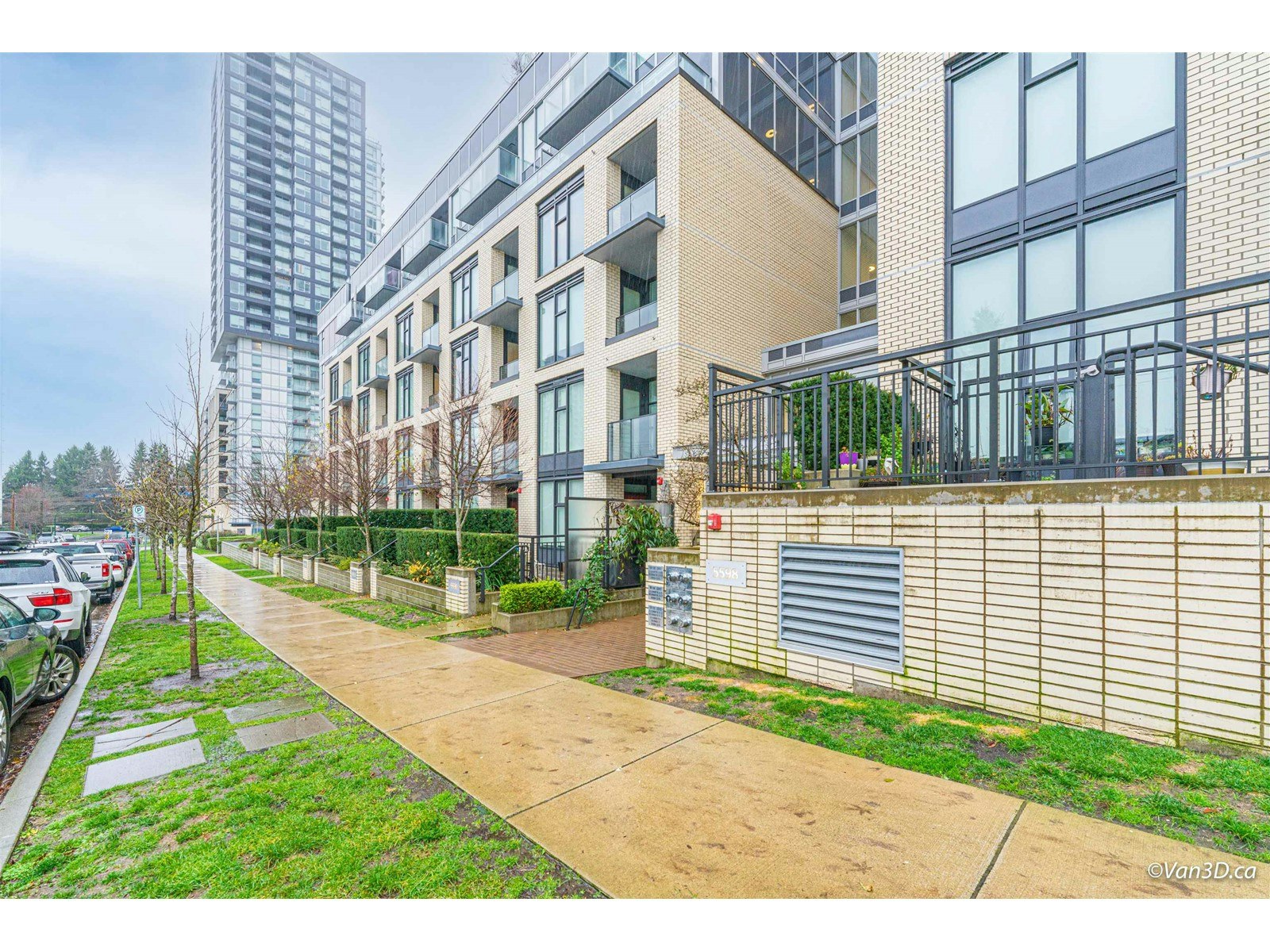 307-5598 Ormidale Street, Vancouver, BC, V5R 0E5