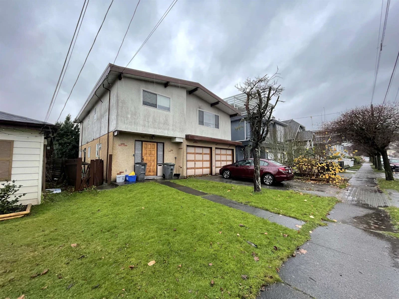 2160 E 35th Avenue, Vancouver BC V5P 1B9