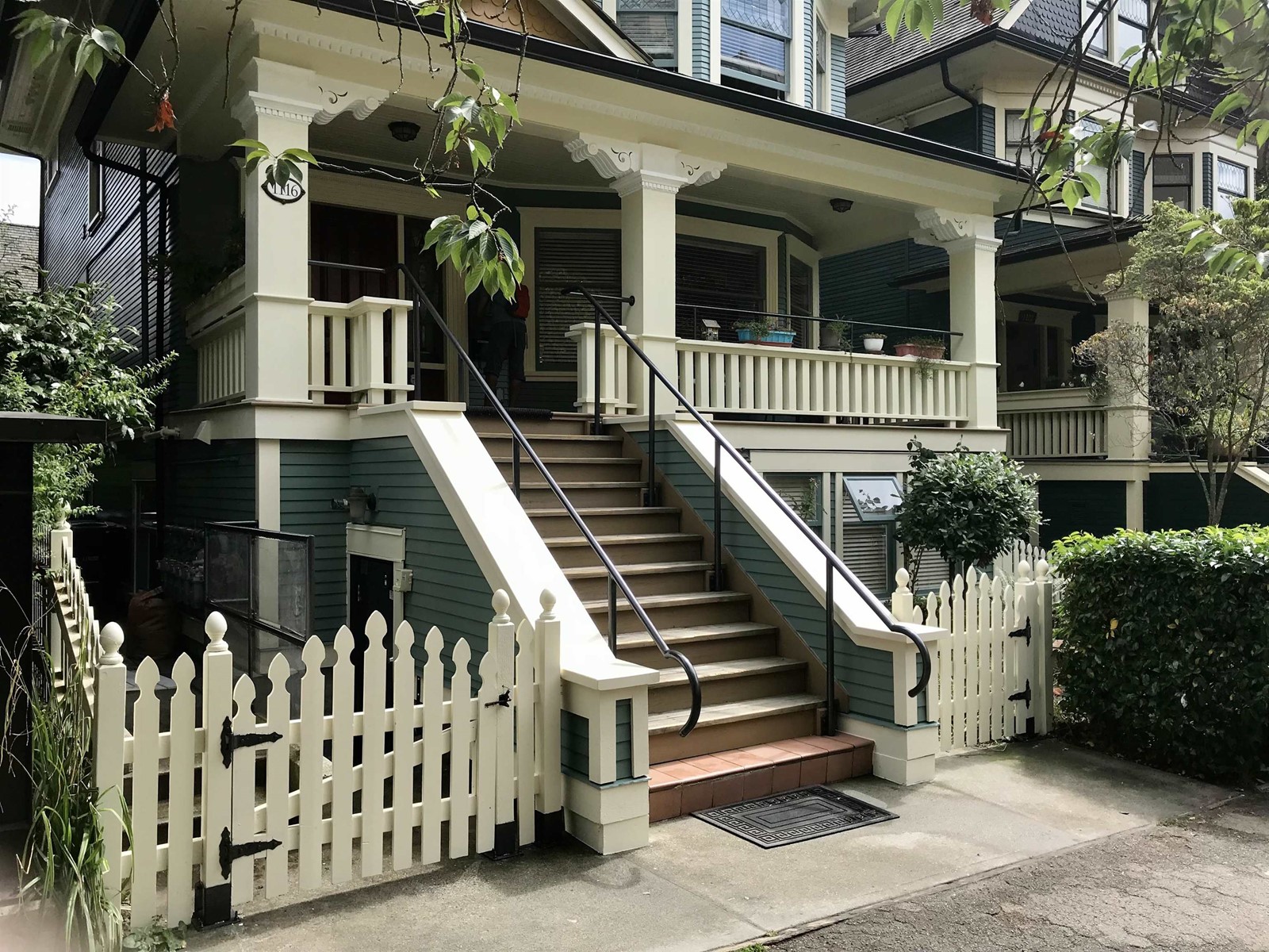 3-1116 Bute Street, Vancouver, BC, V6E 1Z4
