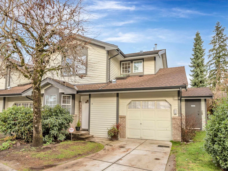 4 - 11580 Burnett Street, Maple Ridge BC V2X 0Y1