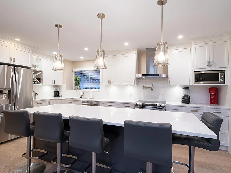 346 Metta Street, Port Moody BC V3H 4H5
