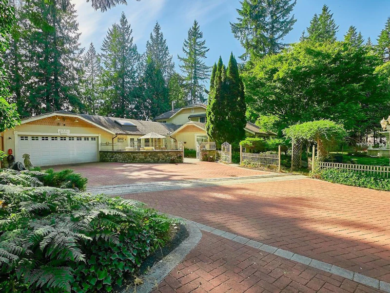 12647 238th Street, Maple Ridge BC V4R 1P9
