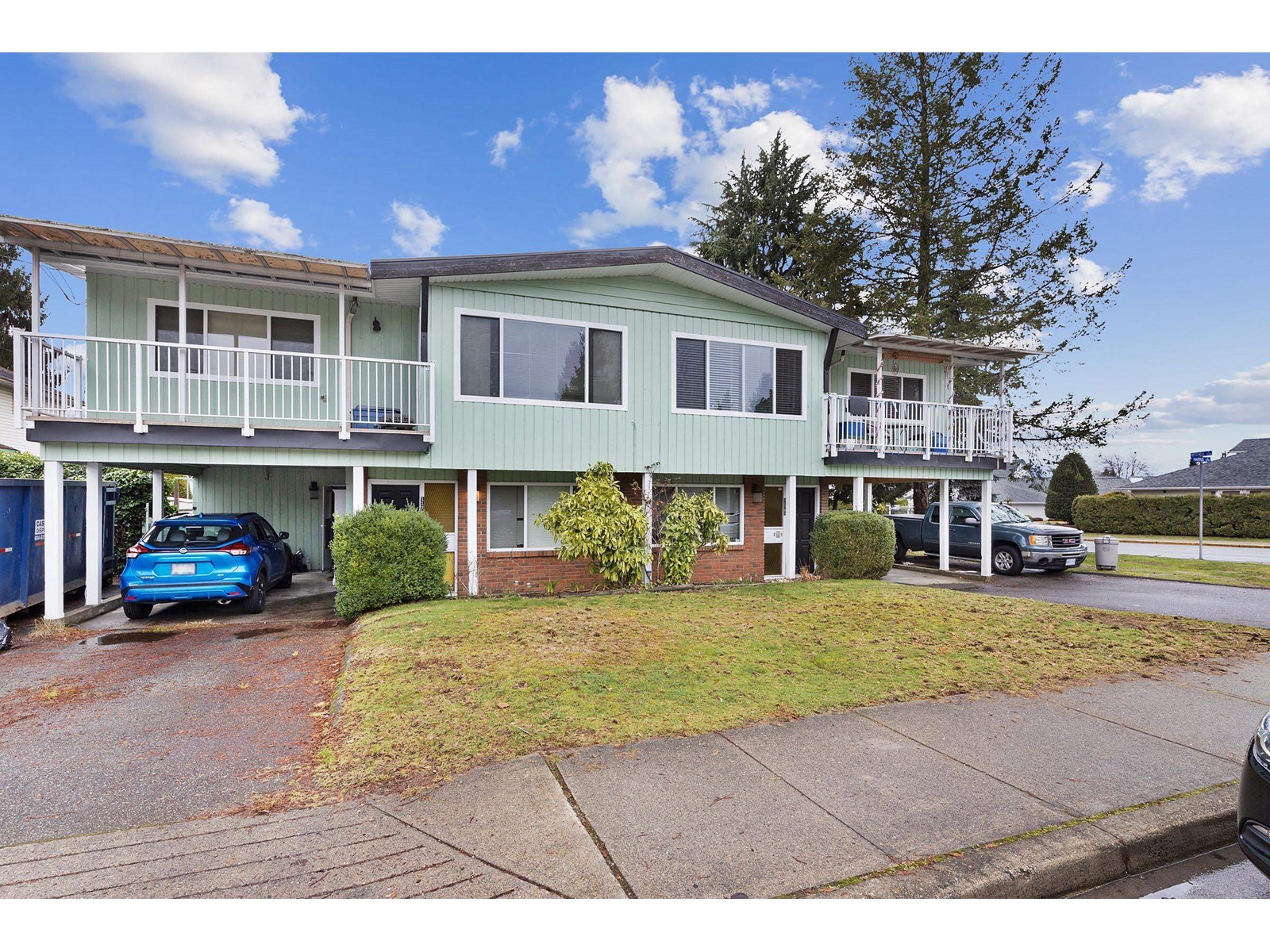 11789 Harris Road, Pitt Meadows, BC, V3Y 1Y7