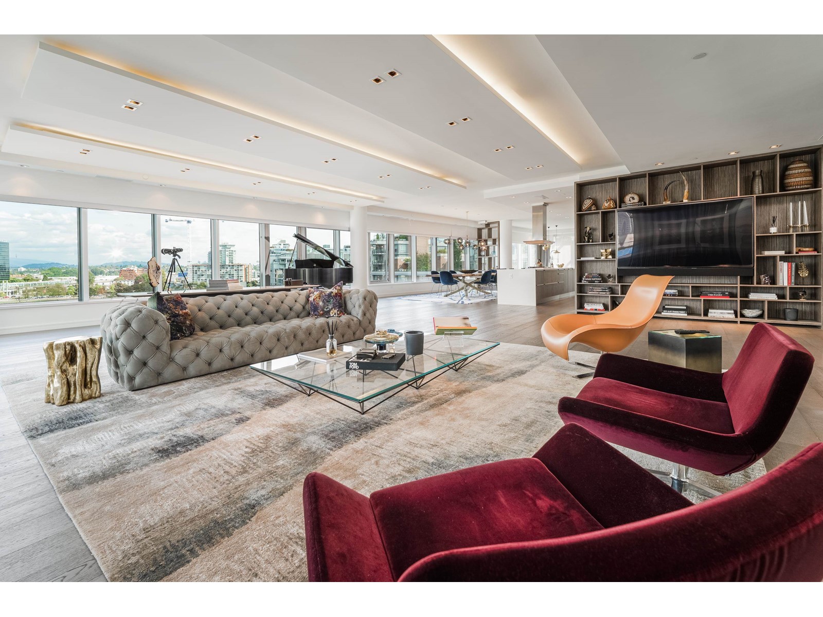 701-151 Athletes Way, Vancouver, BC, V5Y 0E5