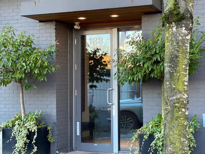 303 - 188 E 32nd Avenue, Vancouver BC
