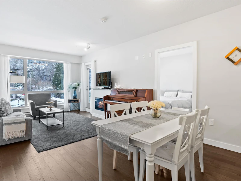 310 - 1330 Marine Drive, North Vancouver BC V7P 1T4