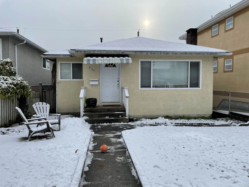 250 E 57th Avenue, Vancouver BC V5X 1S7