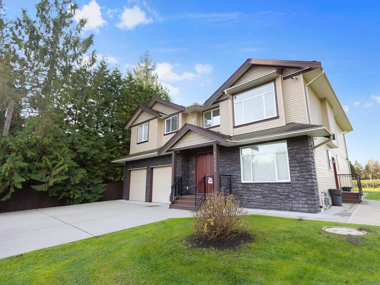 12225 250 Street, Maple Ridge, BC, V4R 1H3