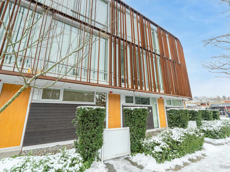 772 W 6th Avenue, Vancouver BC V5Z 0C8