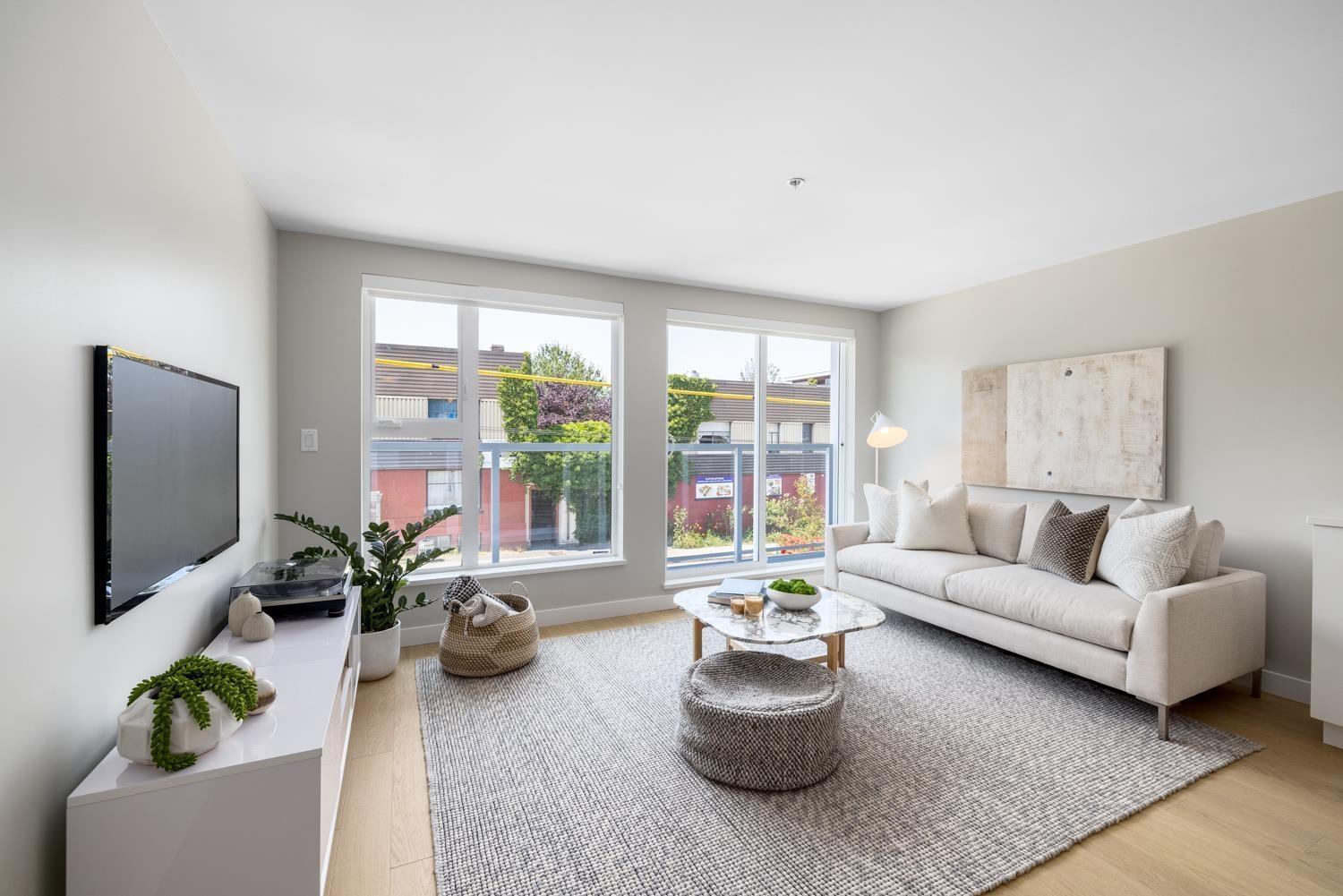 2510 Fraser Street, Vancouver, BC, V5T 3V4