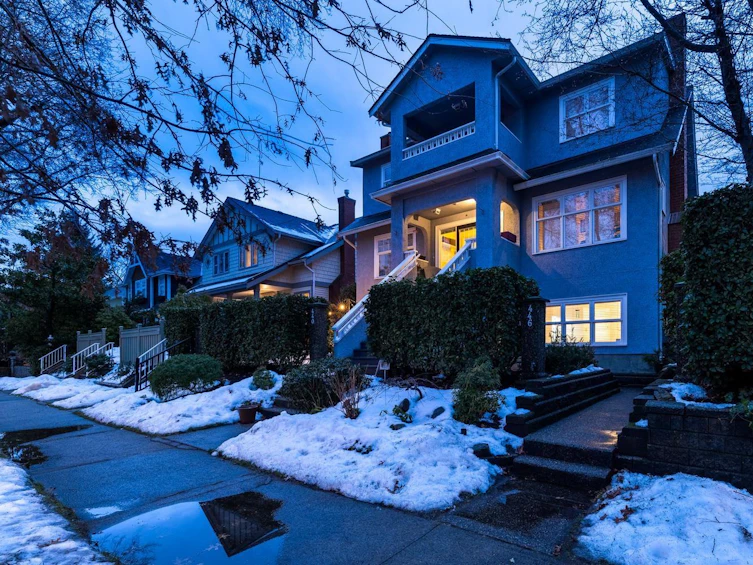 446 West 15th Avenue, Vancouver, BC, V5Y 1Y4