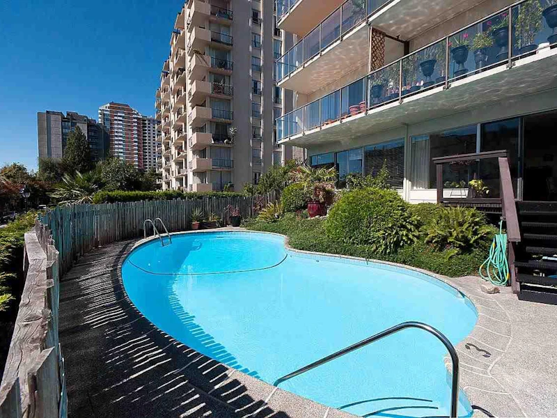 202 - 1845 Bellevue Avenue, West Vancouver BC V7V 1B2