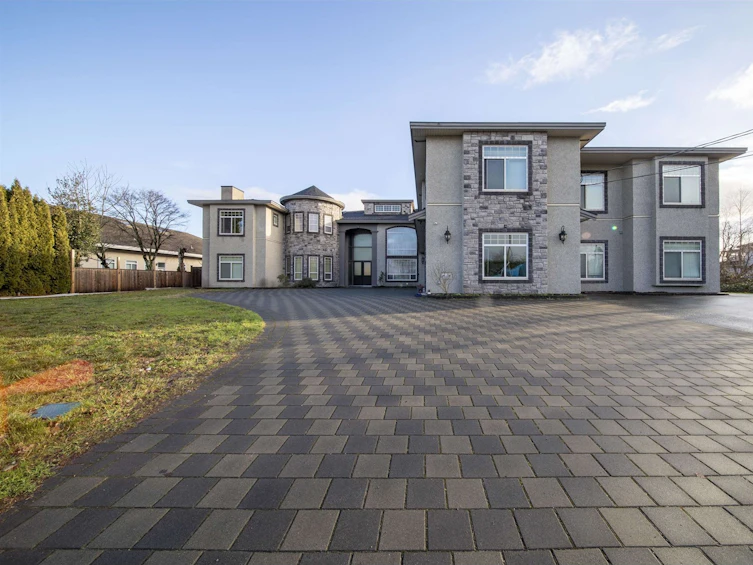 6780 No. 5 Road, Richmond, BC, V6Y 2T9