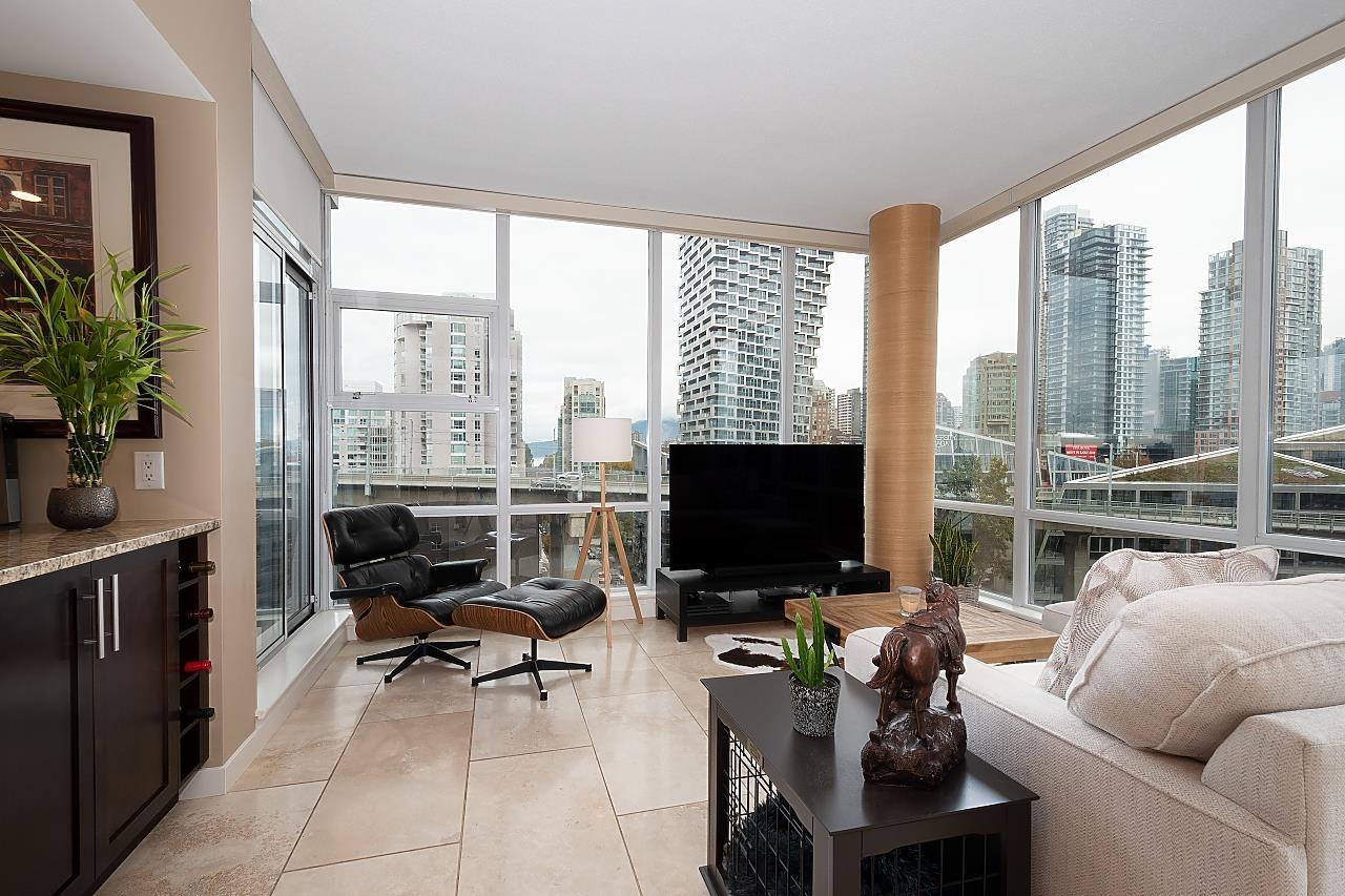 1105-638 Beach Crescent, Vancouver, BC, V6Z 3H4