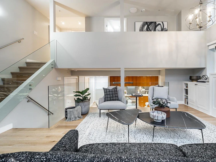 428 Helmcken Street, Vancouver, BC, V6B 0B1