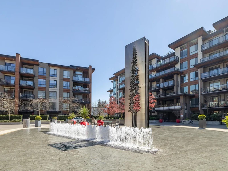 326 - 723 W 3rd Street, North Vancouver BC