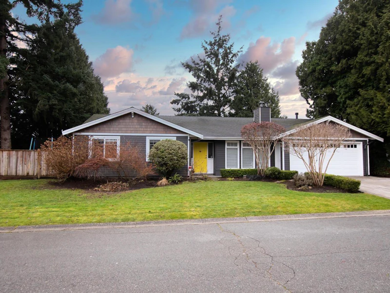 5142 11a Avenue, Delta BC V4M 3W3