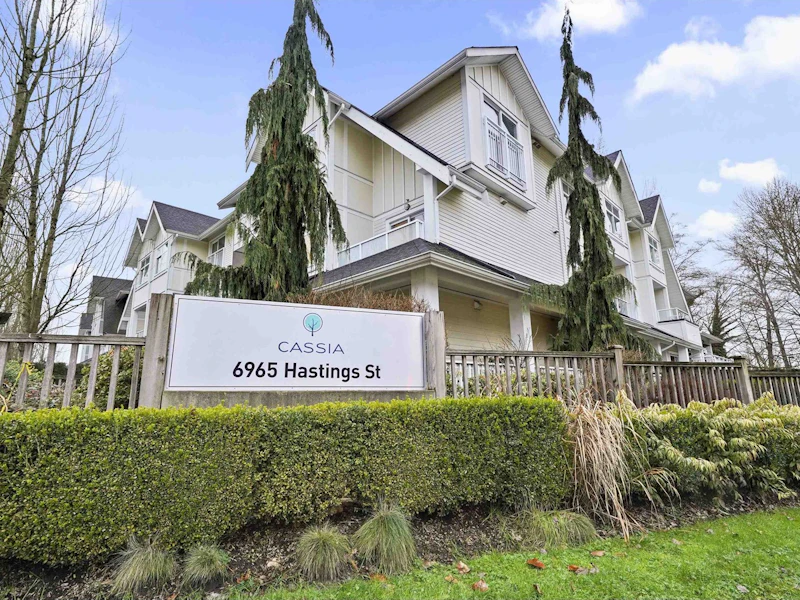 54 - 6965 Hastings Street, Burnaby BC V5B 1S9