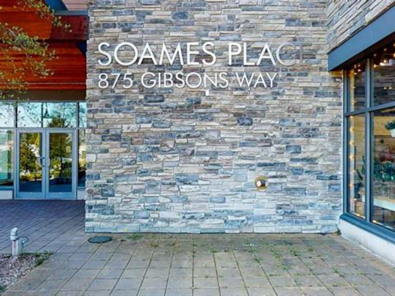 302 - 875 Gibsons Way, Gibsons BC