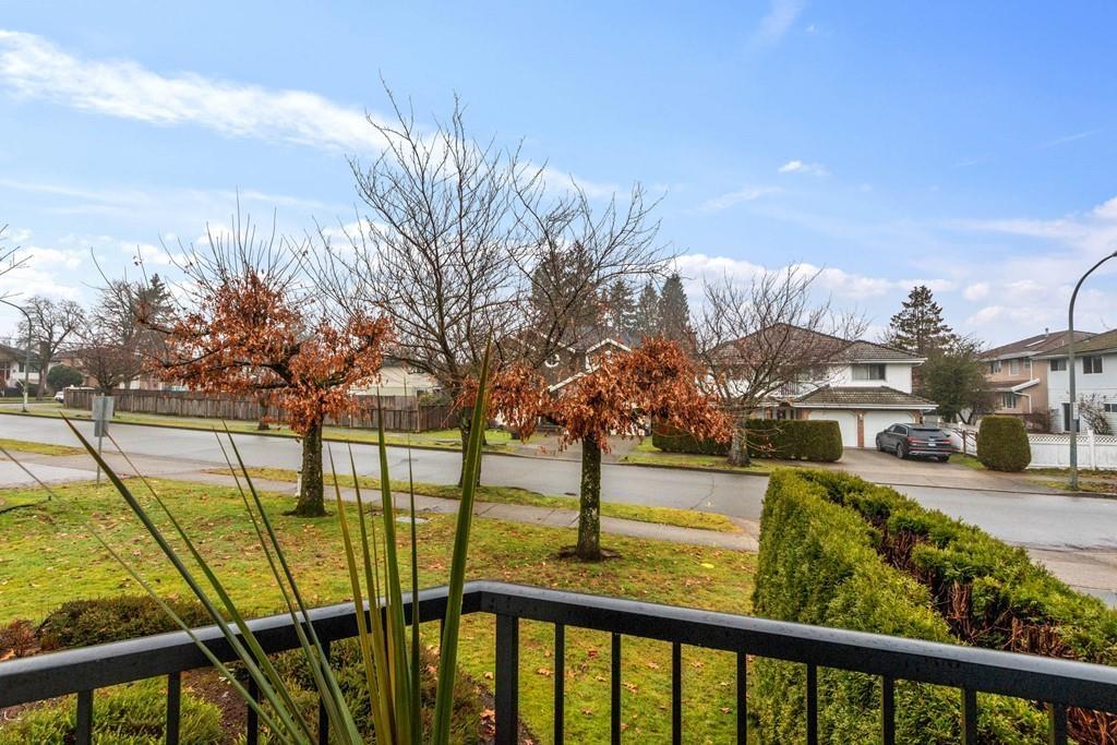 115-5875 Imperial Street, Burnaby, BC, V5J 1G4