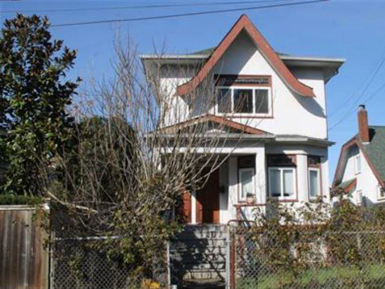 2657 West 8th Avenue, Vancouver, BC, V6K 2B5