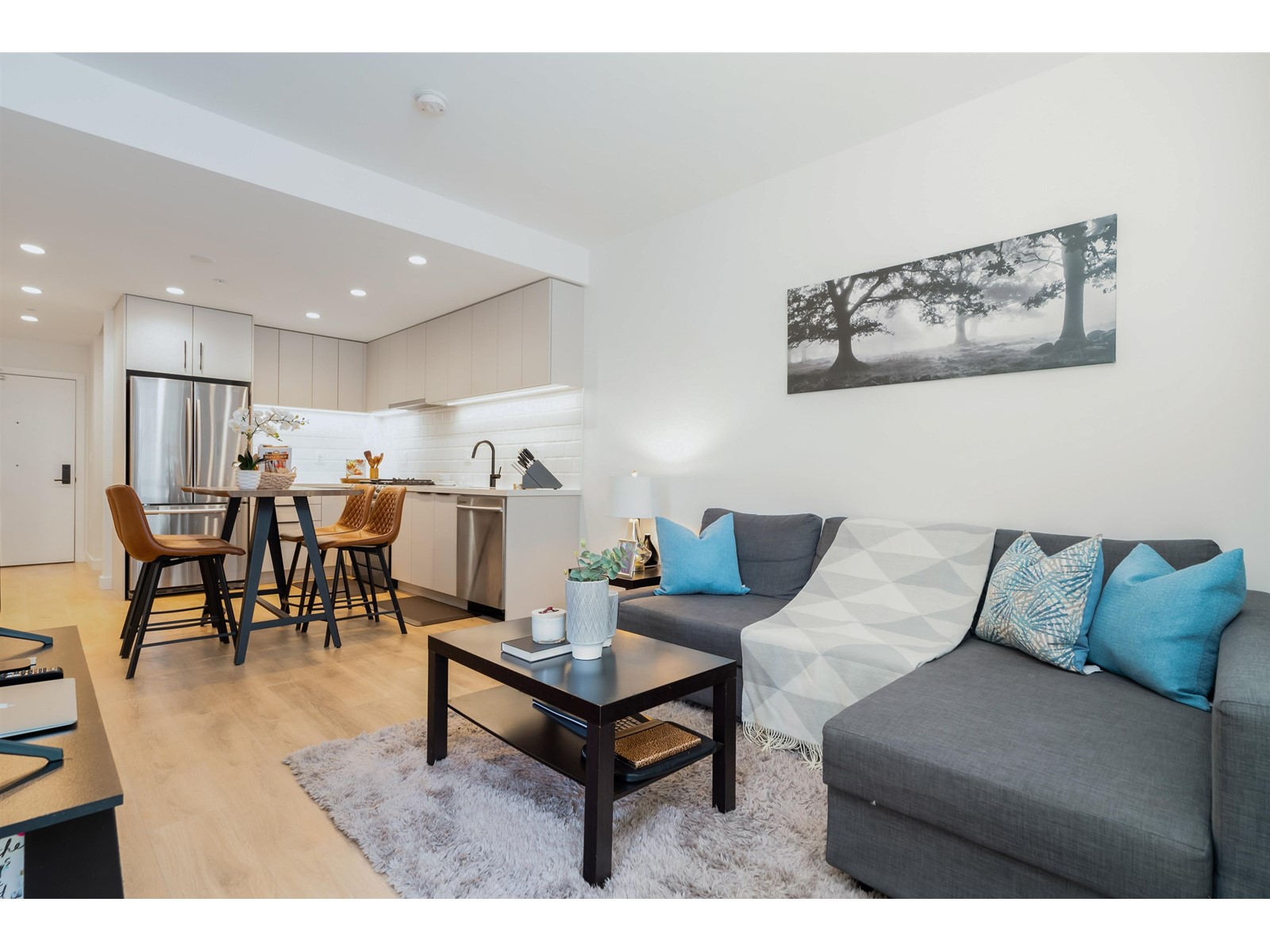414-3038 St. George Street Street, Port Moody, BC, V3H 0L3