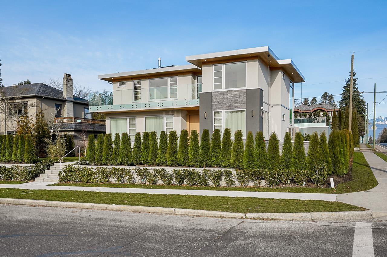 1111-1111 1111, Vancouver, BC, V6T 1C8