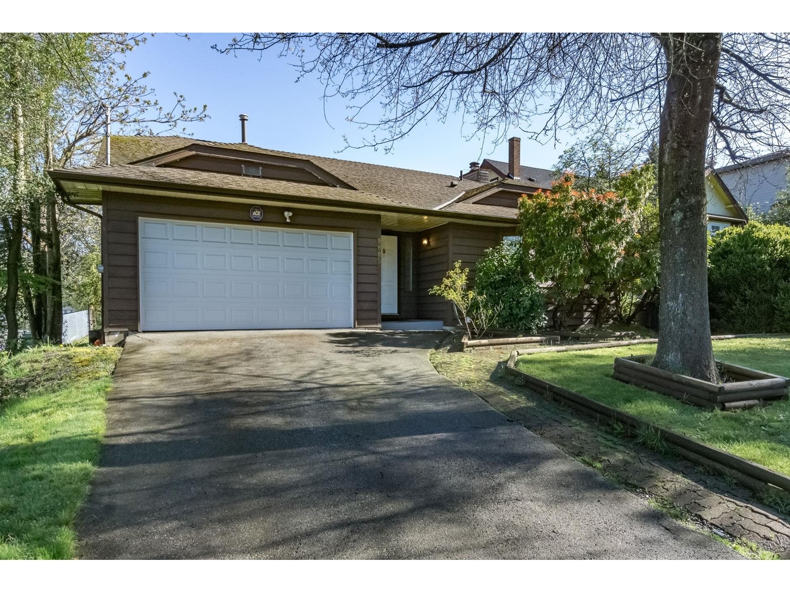 9885 Lyndhurst Street, Burnaby, BC, V3J 1E9