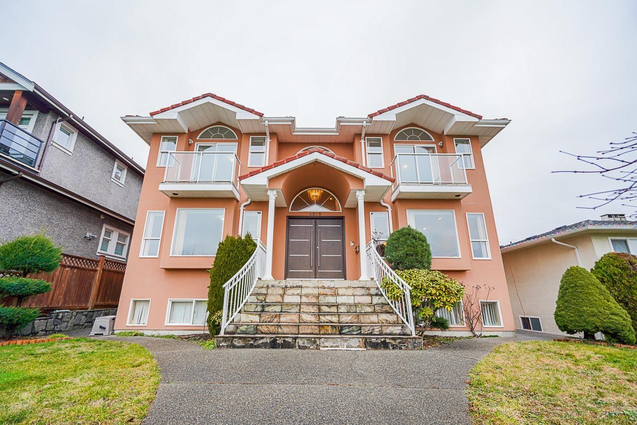 4825 Venables Avenue, Burnaby, BC, V5C 3A9