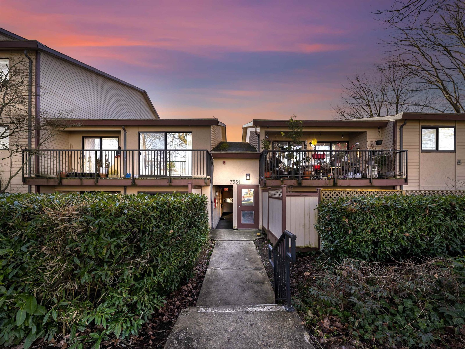 8-7551 Humphries Court, Burnaby, BC, V3N 4K9