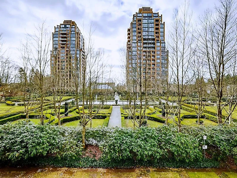 301 - 6838 Station Hill Drive, Burnaby BC V3N 5A4