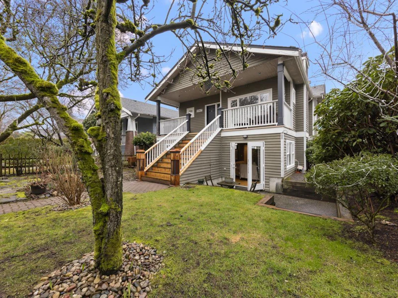 2089 Bayswater Street, Vancouver BC V6K 4A9