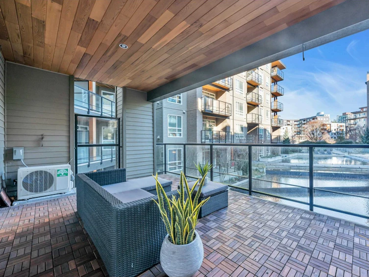 209-3462 Ross Drive, Vancouver, BC, V6S 0H6