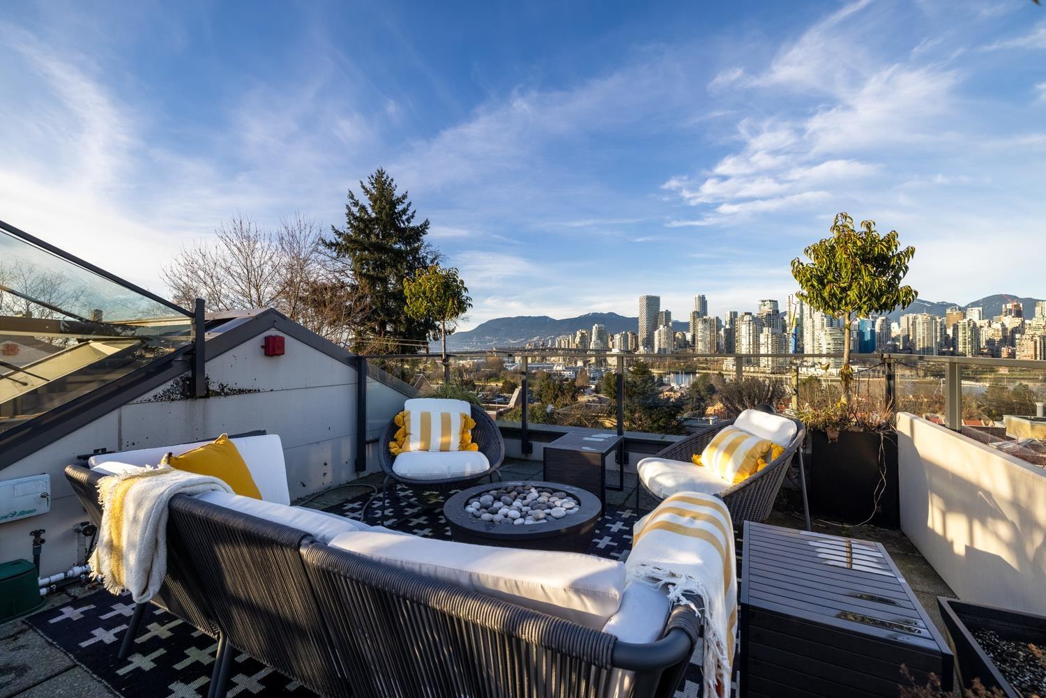 1080 West 7th Avenue, Vancouver, BC, V6H 1B3