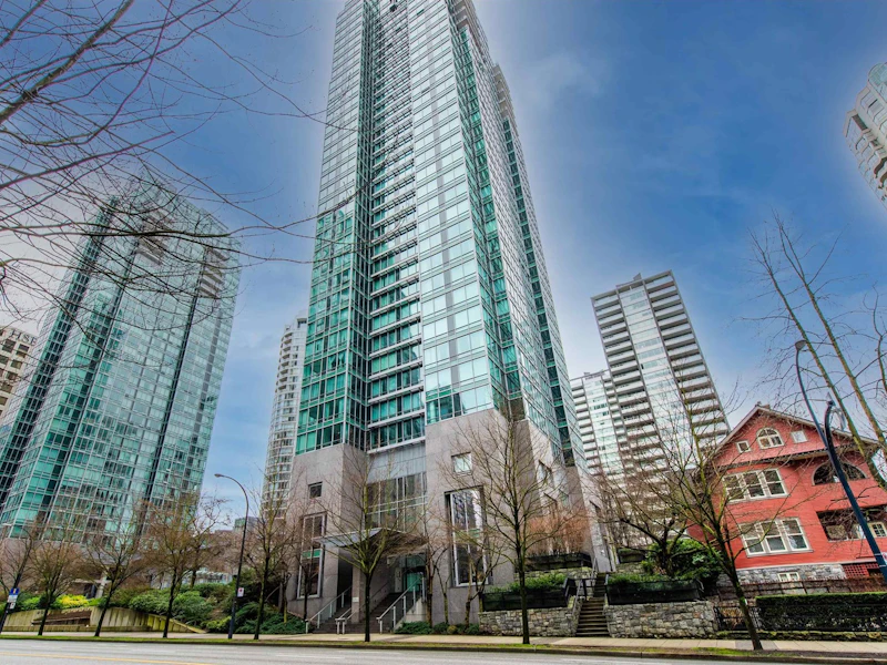 1703 - 1288 W Georgia Street, Vancouver BC V6E 4R3