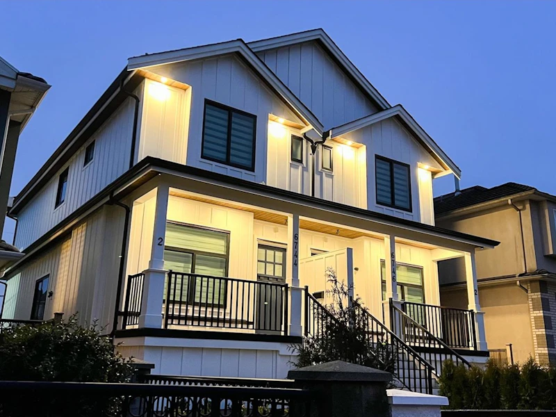 1 - 6744 Raleigh Street, Vancouver BC V5S 2X1