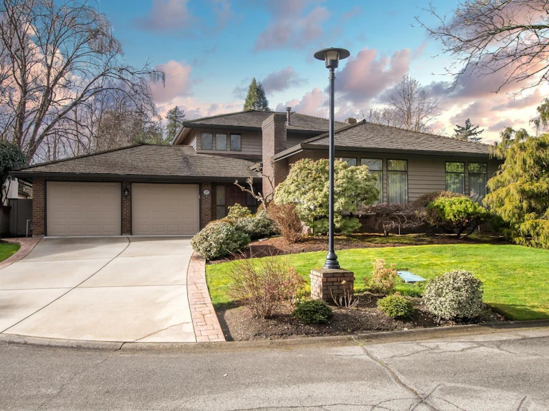637 Bluegrouse Place, Delta BC V4L 2G8